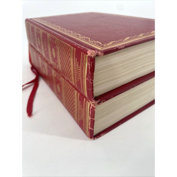 Adolf Hitler Vol 1&2 John Toland International Collectors Library Red Gilt 1976 - Picture 10 of 15